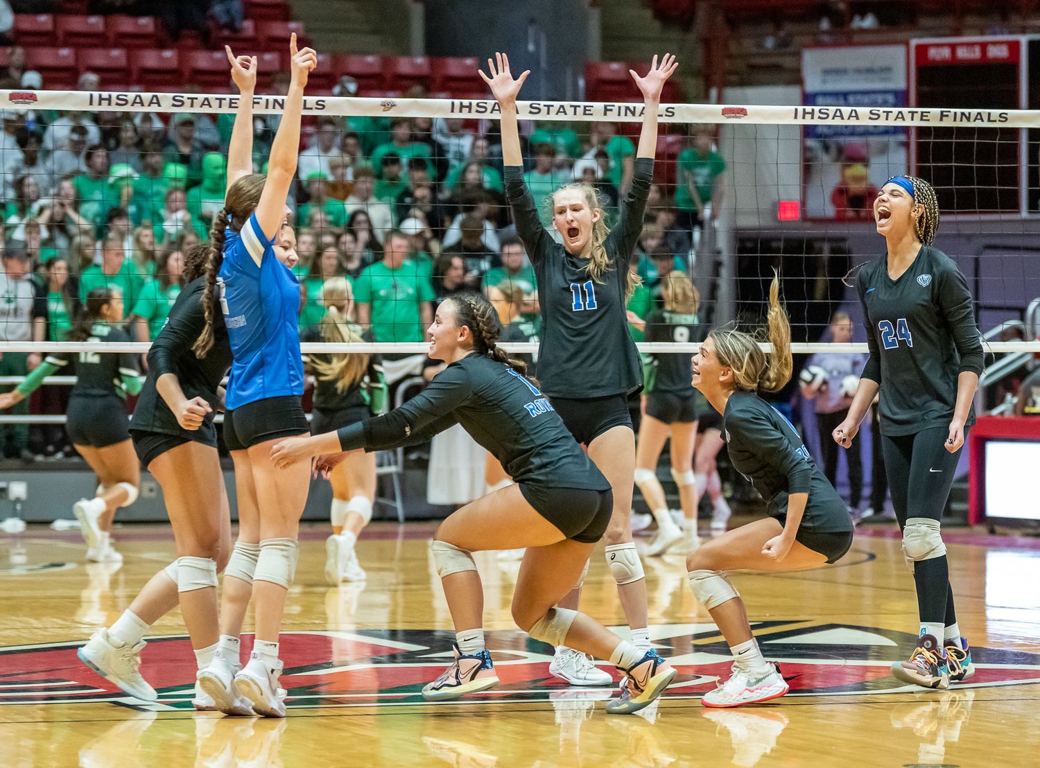 Hamilton Southeastern vs Yorktown Indiana 4A girls volleyball championship November 5 2022 Julie L Brown 8977